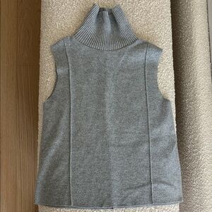 Zara Gray Sleeveless Turtleneck Sweater